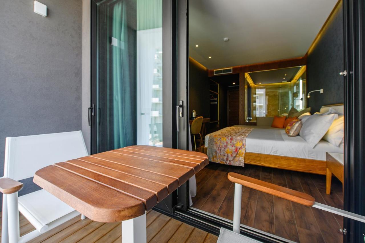 Chic Boutique Hotel Vlore Exterior photo