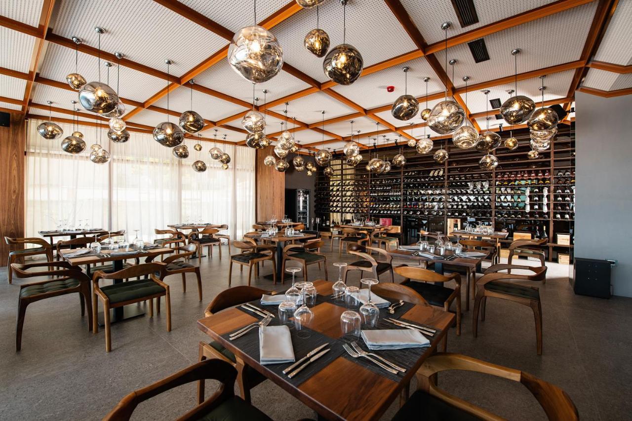Chic Boutique Hotel Vlore Exterior photo