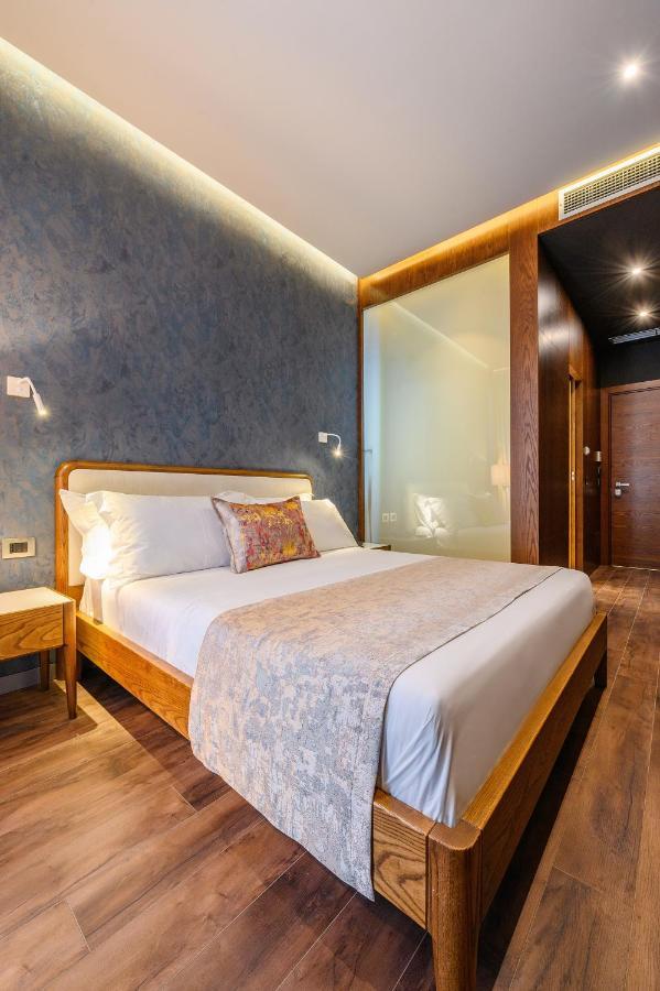 Chic Boutique Hotel Vlore Exterior photo