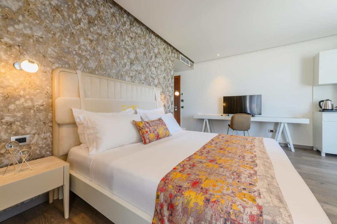 Chic Boutique Hotel Vlore Exterior photo