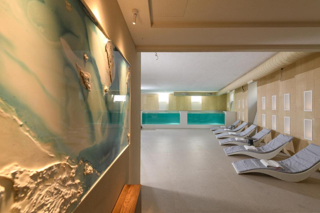 Chic Boutique Hotel Vlore Exterior photo
