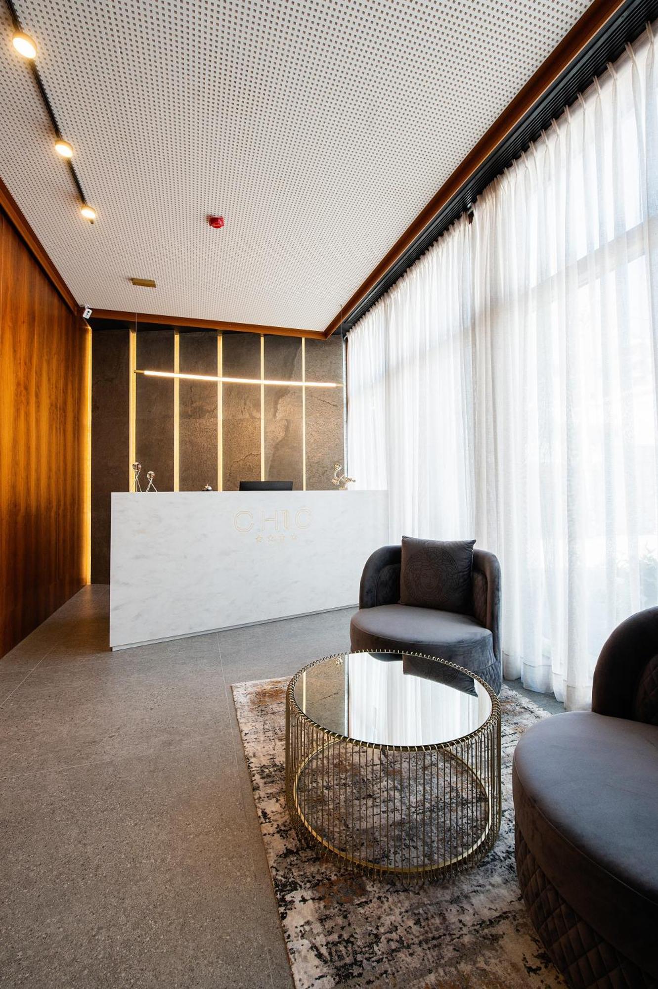 Chic Boutique Hotel Vlore Exterior photo
