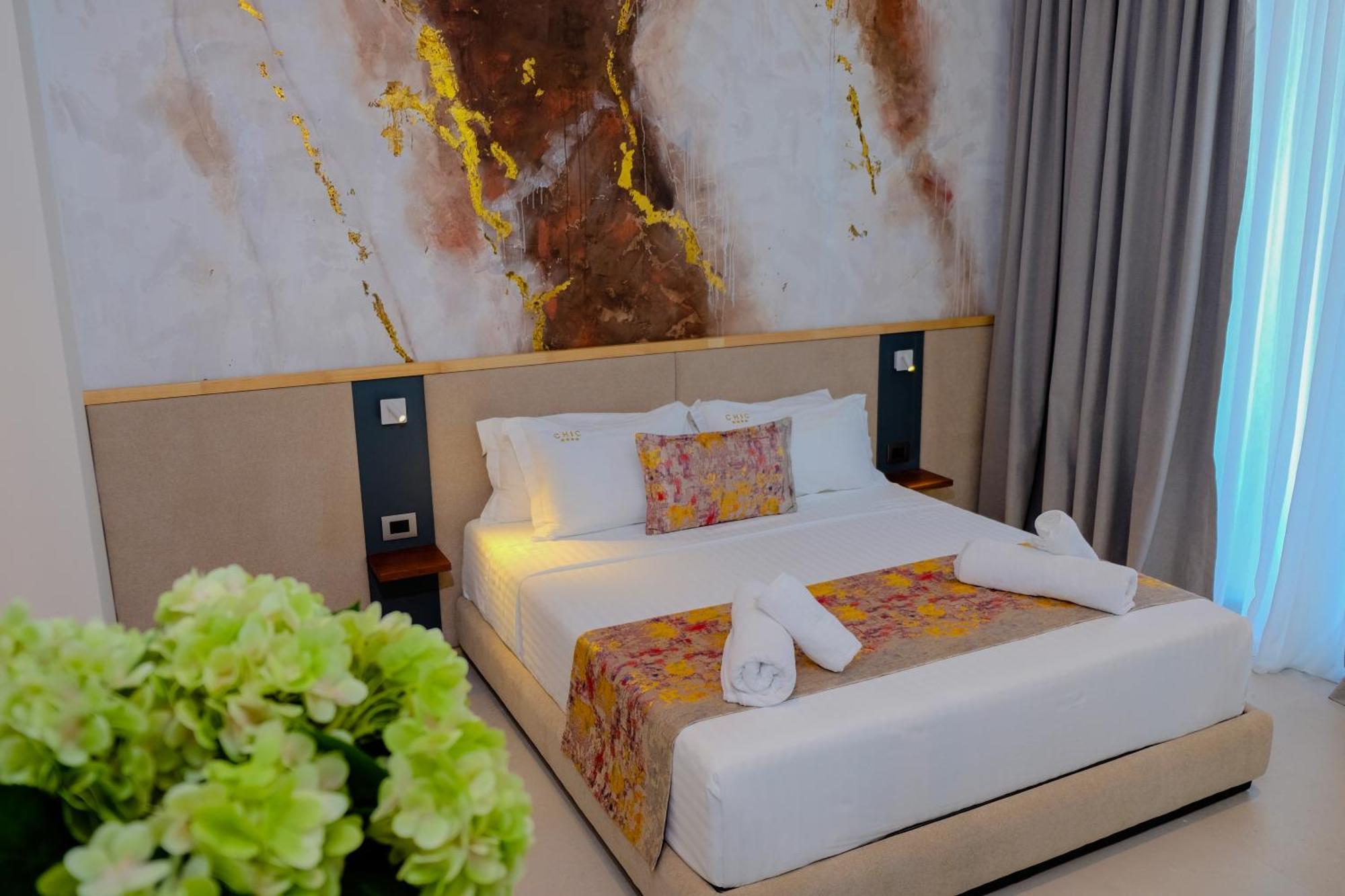 Chic Boutique Hotel Vlore Exterior photo
