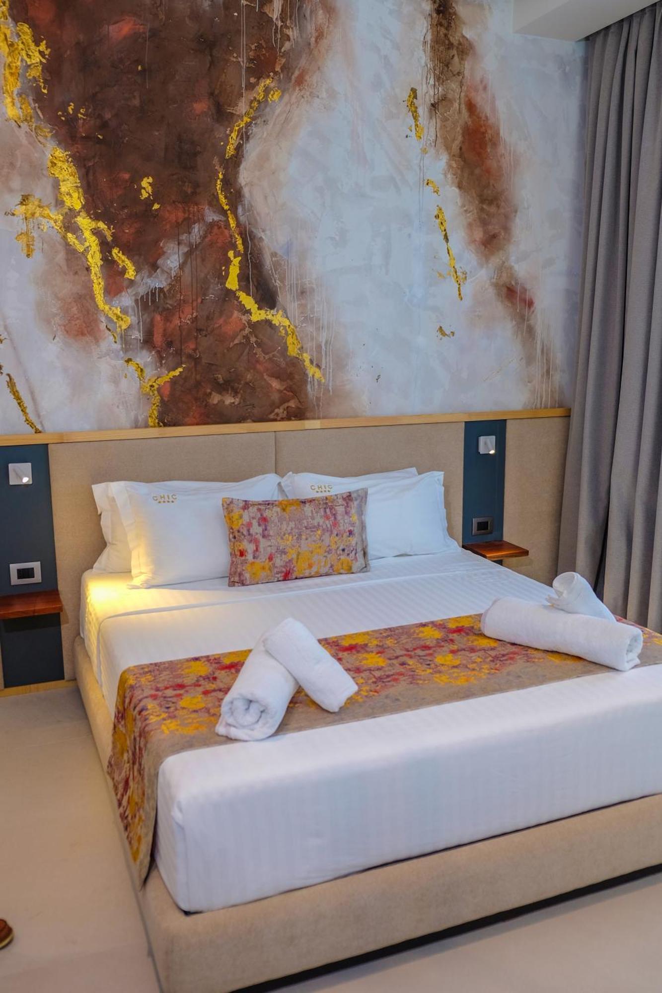 Chic Boutique Hotel Vlore Exterior photo