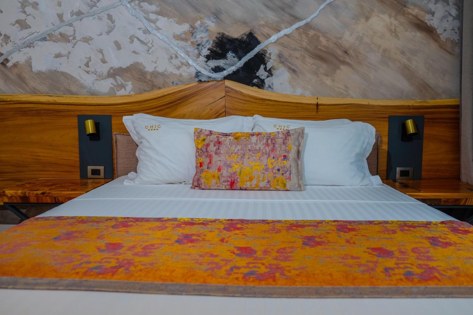 Chic Boutique Hotel Vlore Exterior photo
