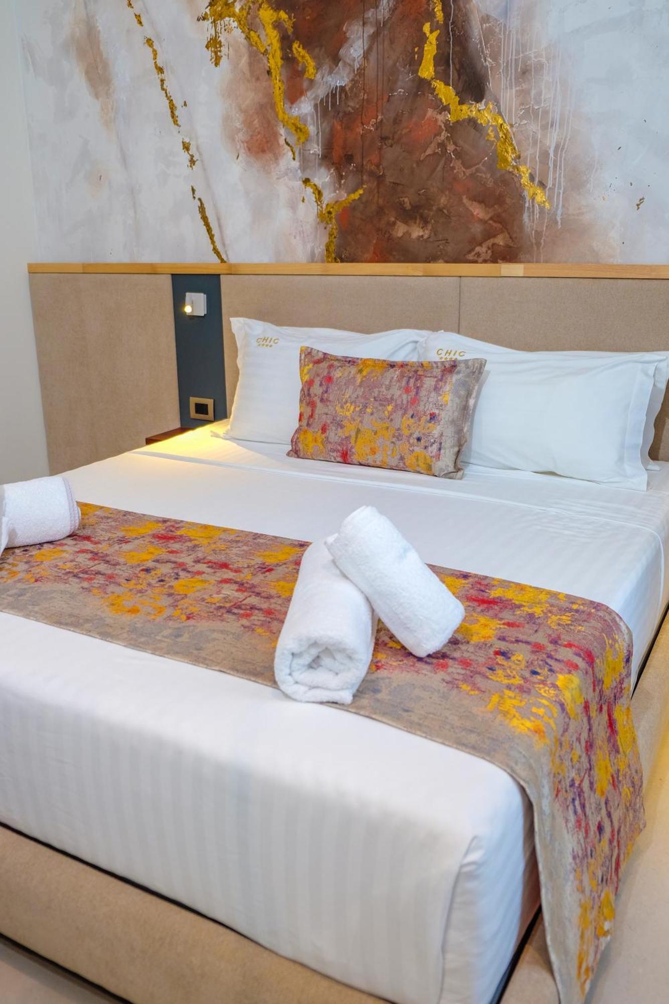 Chic Boutique Hotel Vlore Exterior photo
