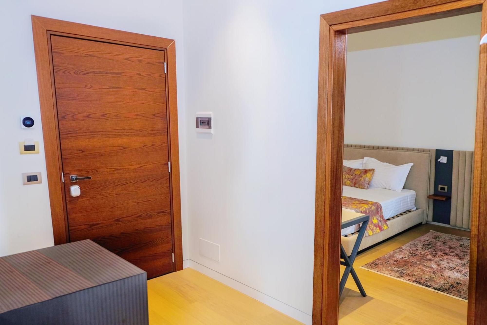 Chic Boutique Hotel Vlore Exterior photo
