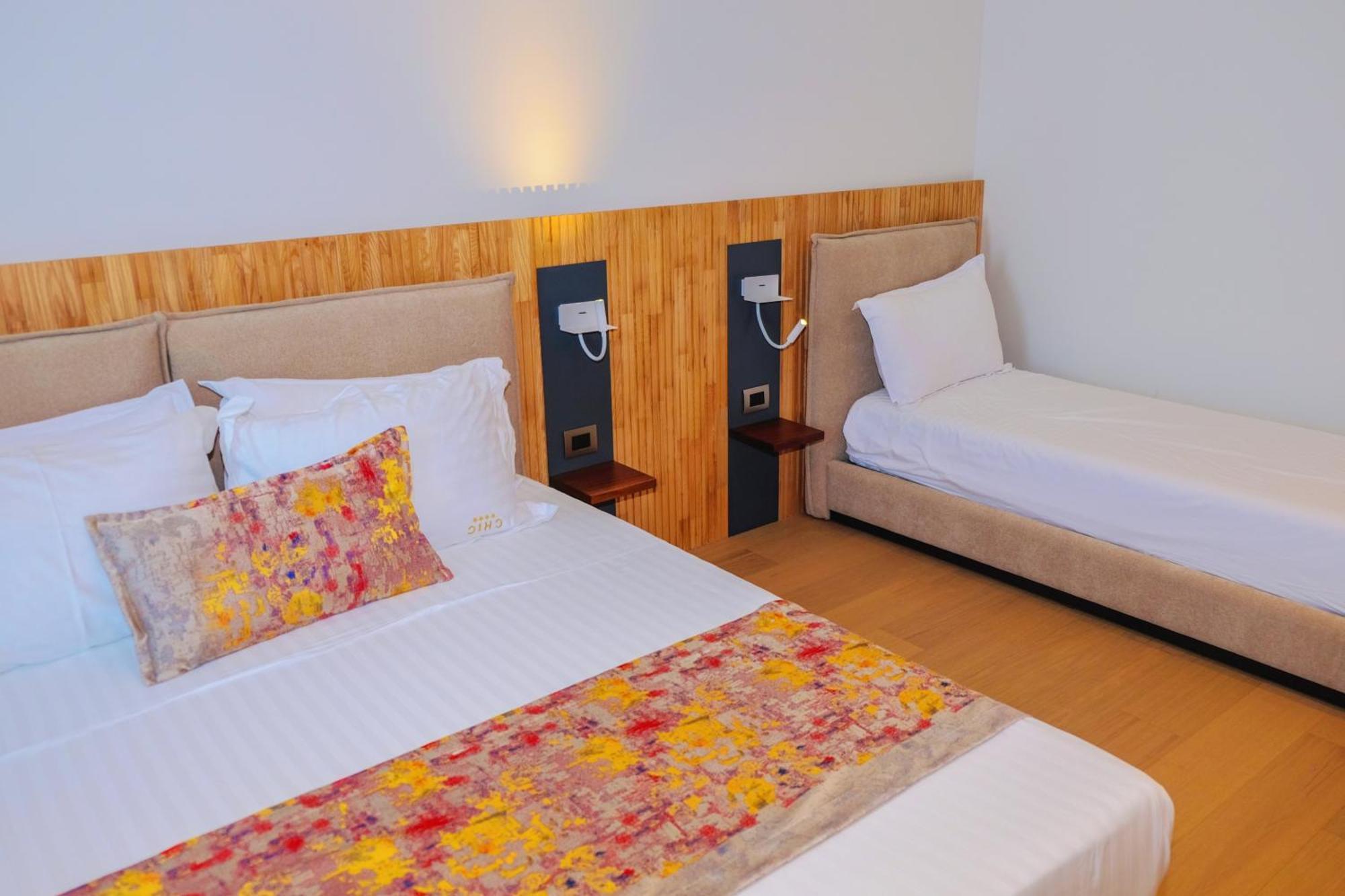 Chic Boutique Hotel Vlore Exterior photo